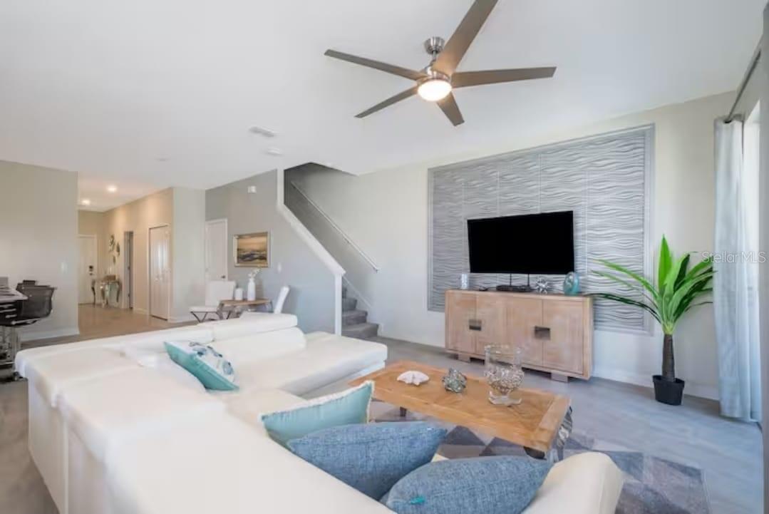 STOREY LAKE PH 3 - Residential