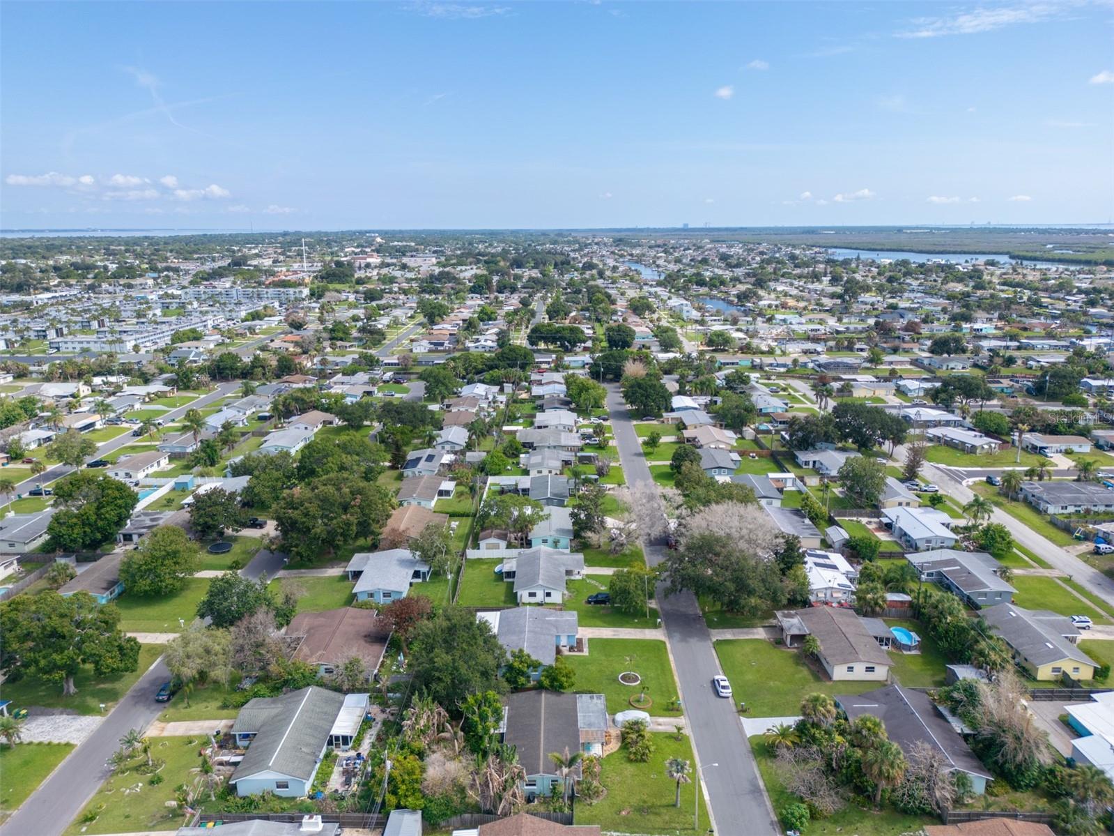 HAMPTON HOMES UNIT 04 - Residential