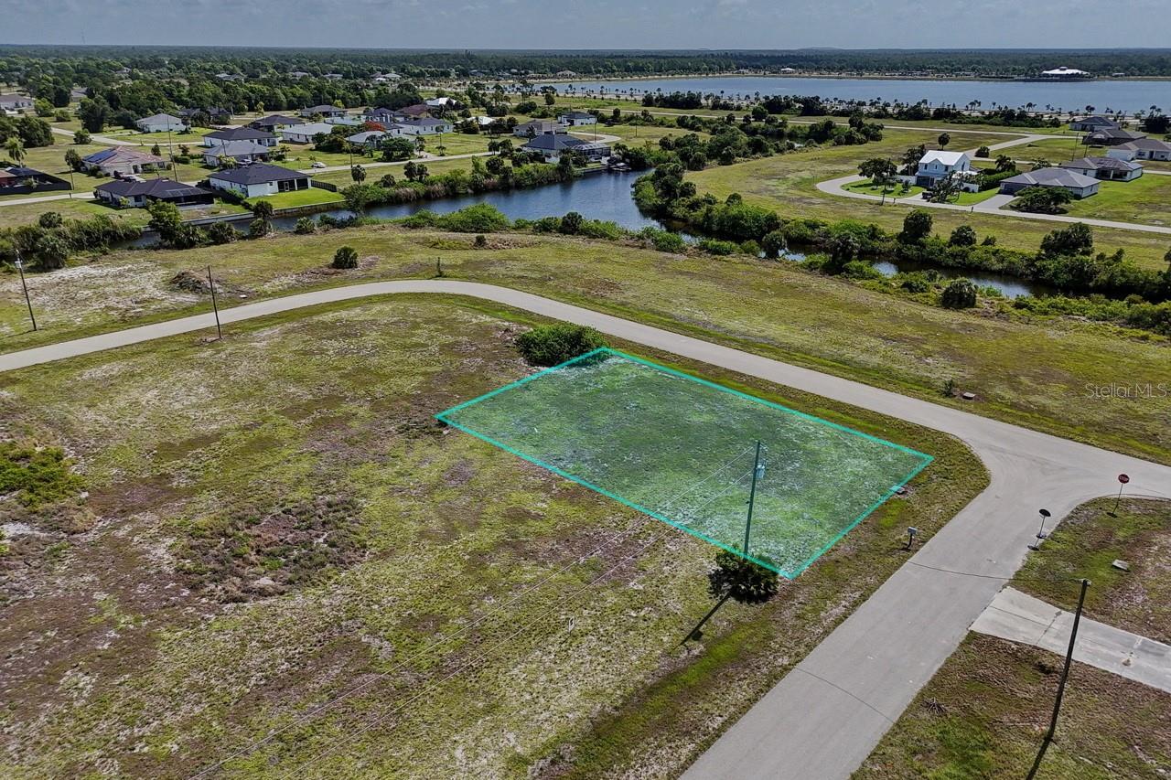 CAPE CORAL - Land