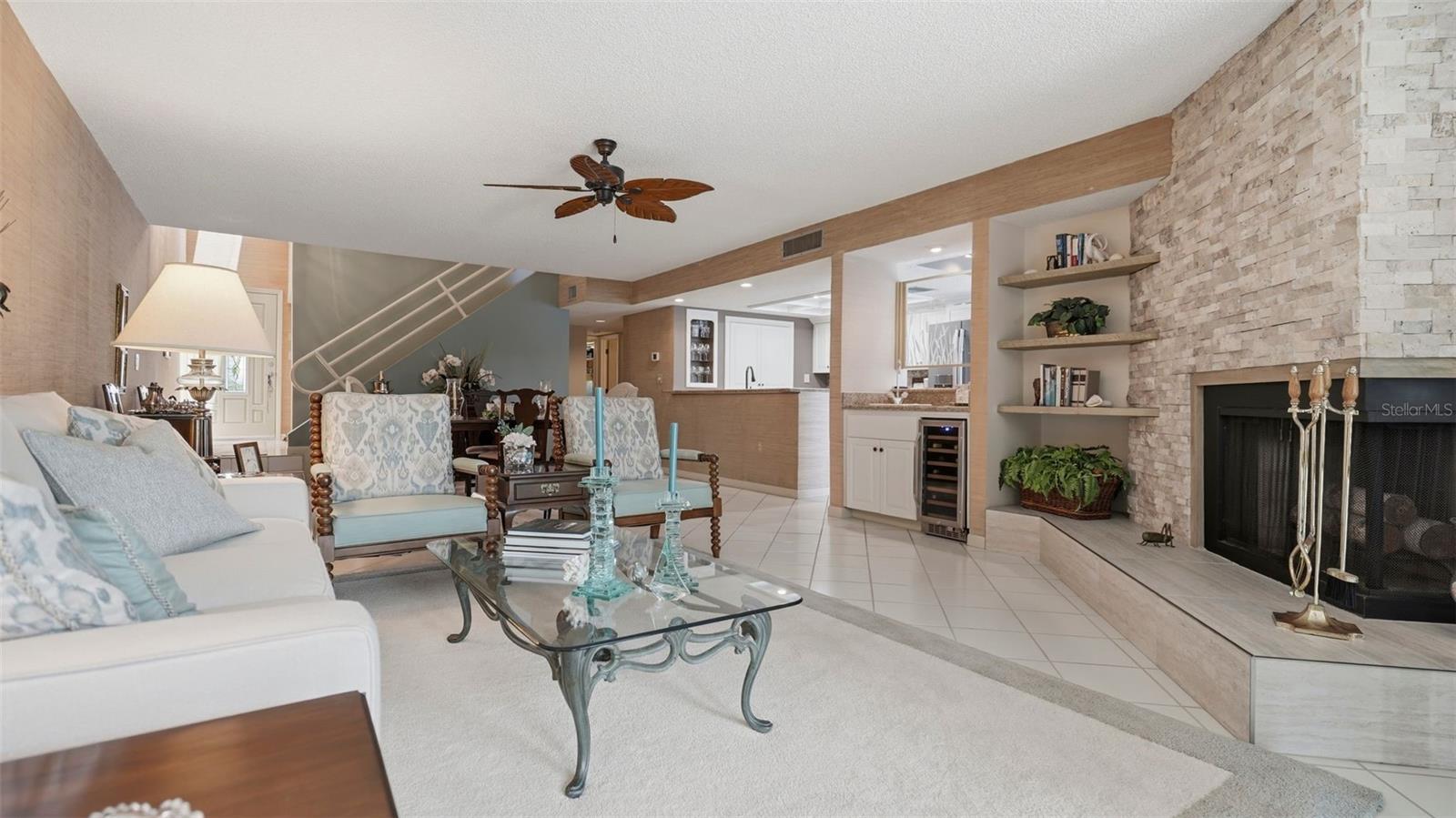 PORT TIERRA CONDO - Residential