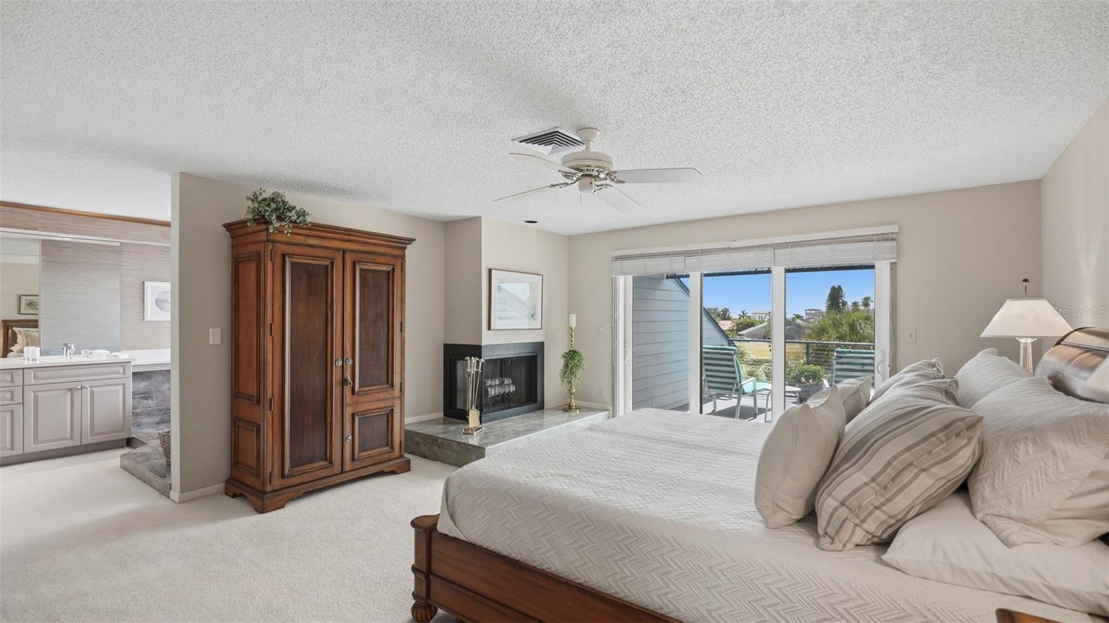 PORT TIERRA CONDO - Residential