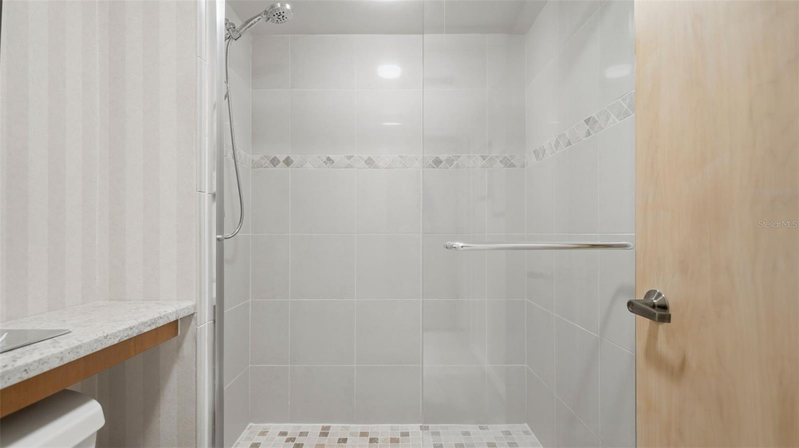PORT TIERRA CONDO - Residential