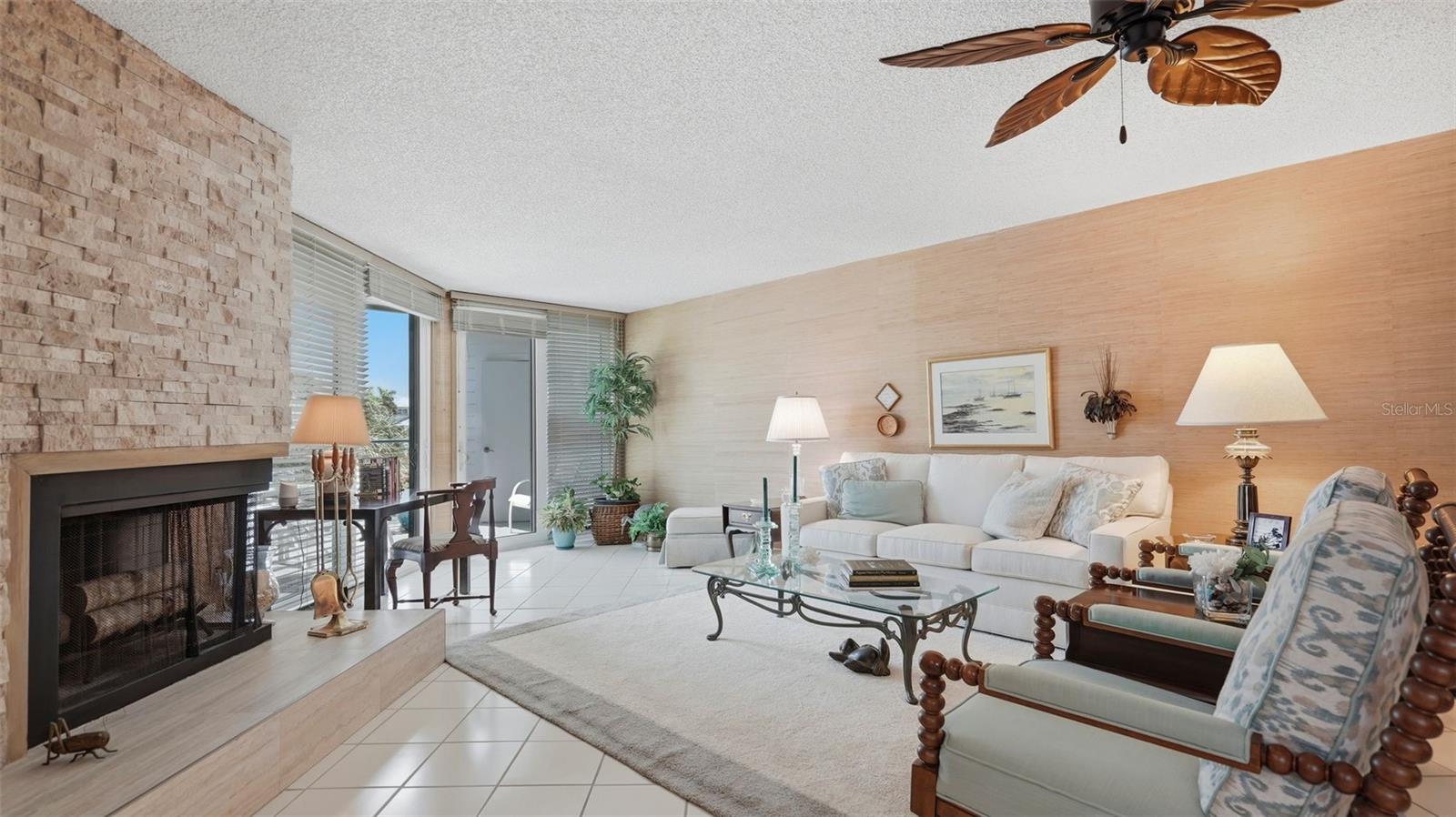 PORT TIERRA CONDO - Residential