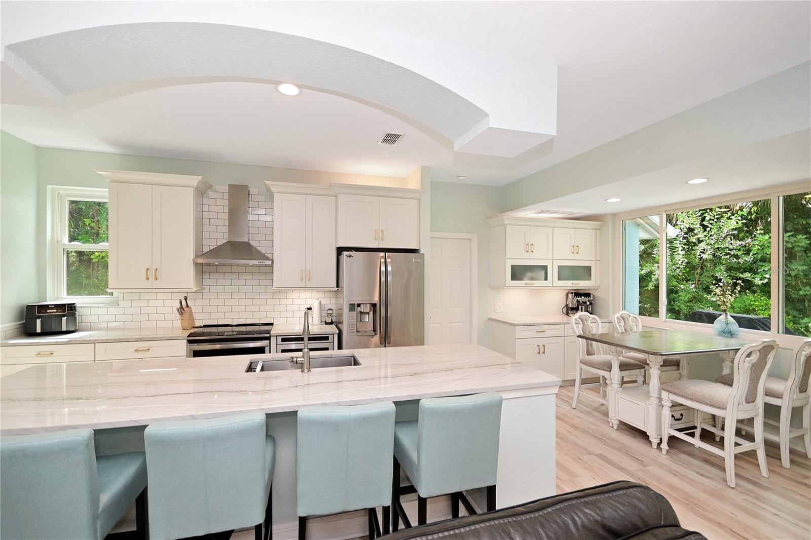 LAKE WATERFORD ESTATES UNIT 02 - Residential