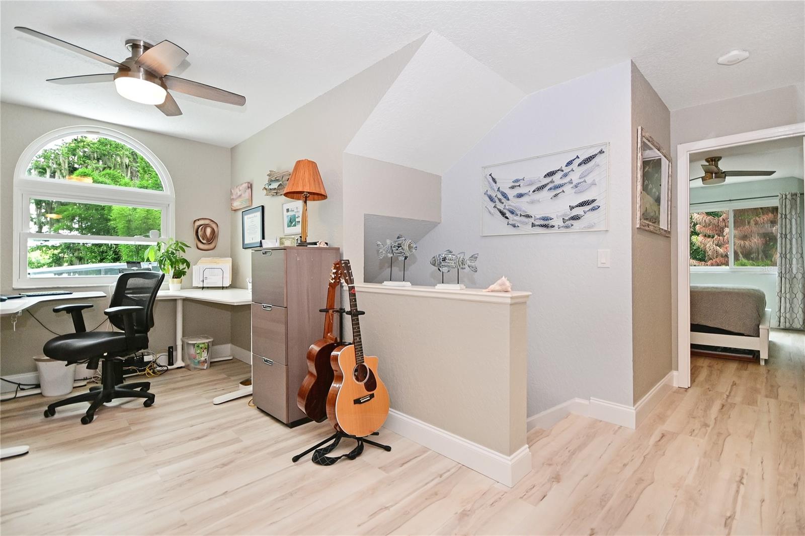 LAKE WATERFORD ESTATES UNIT 02 - Residential