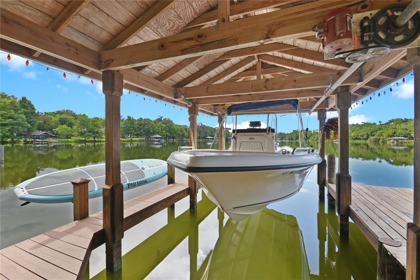 LAKE WATERFORD ESTATES UNIT 02 - Residential