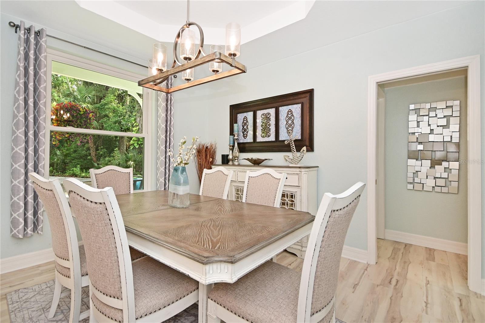 LAKE WATERFORD ESTATES UNIT 02 - Residential