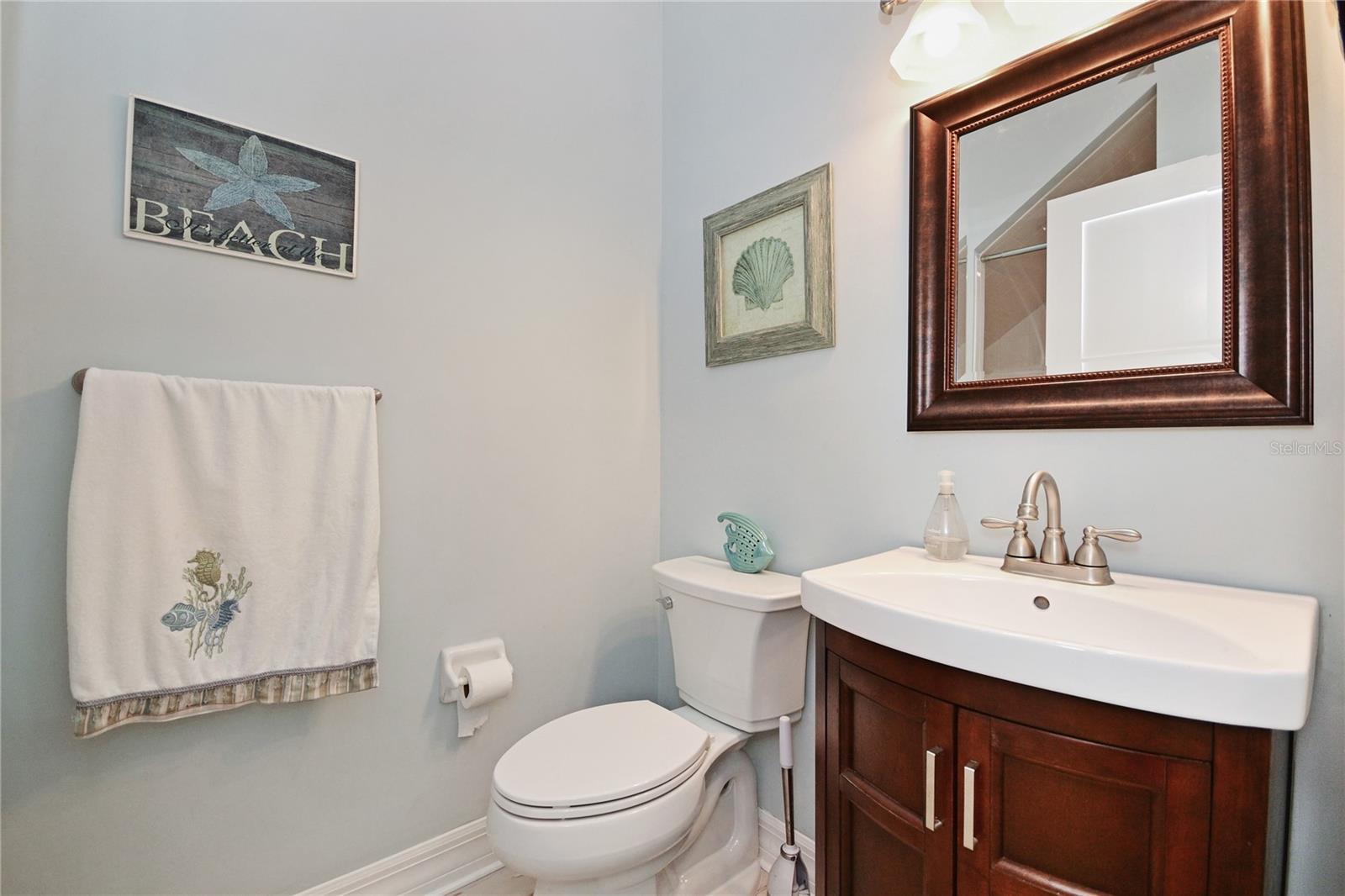 LAKE WATERFORD ESTATES UNIT 02 - Residential