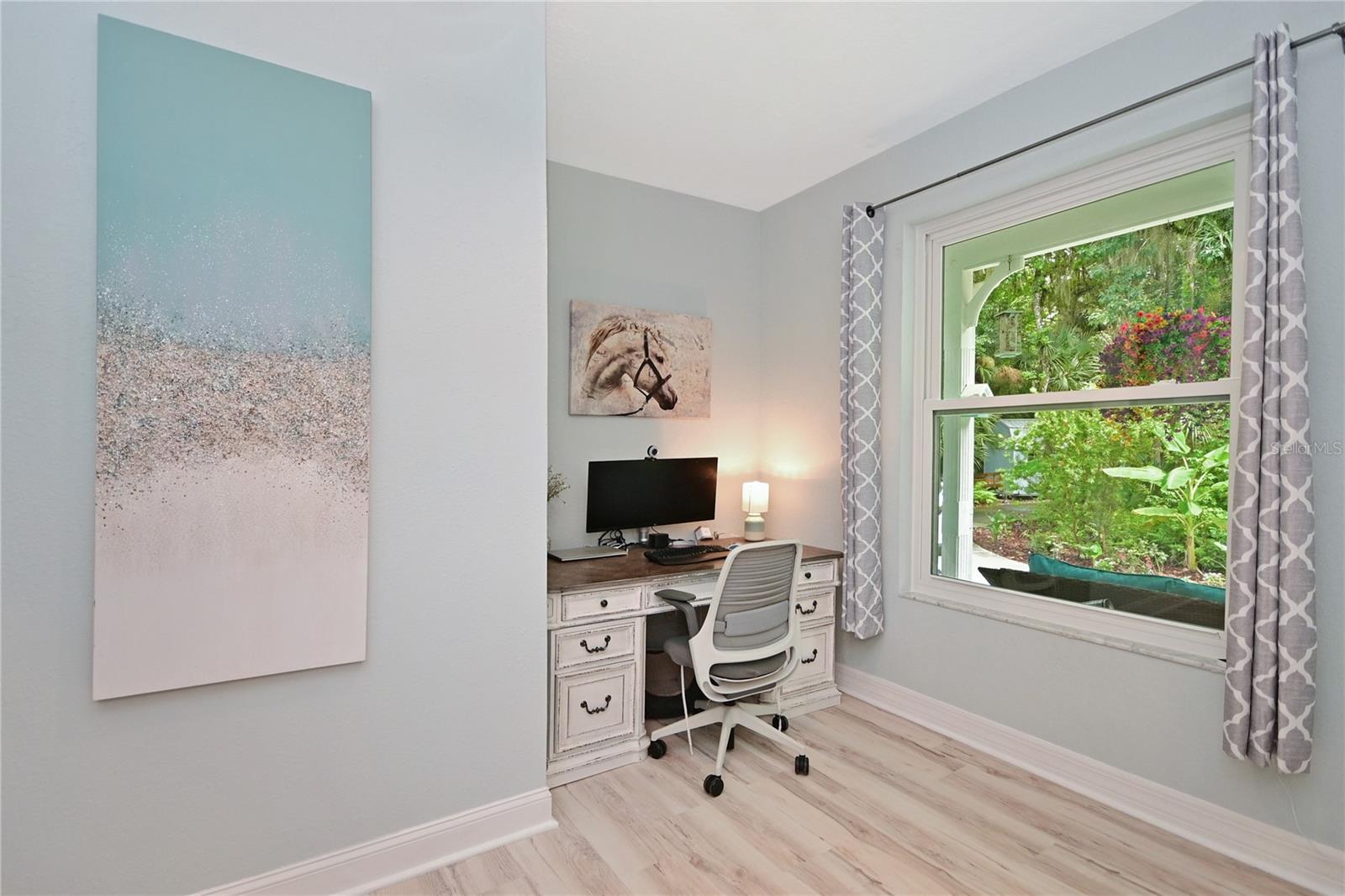 LAKE WATERFORD ESTATES UNIT 02 - Residential