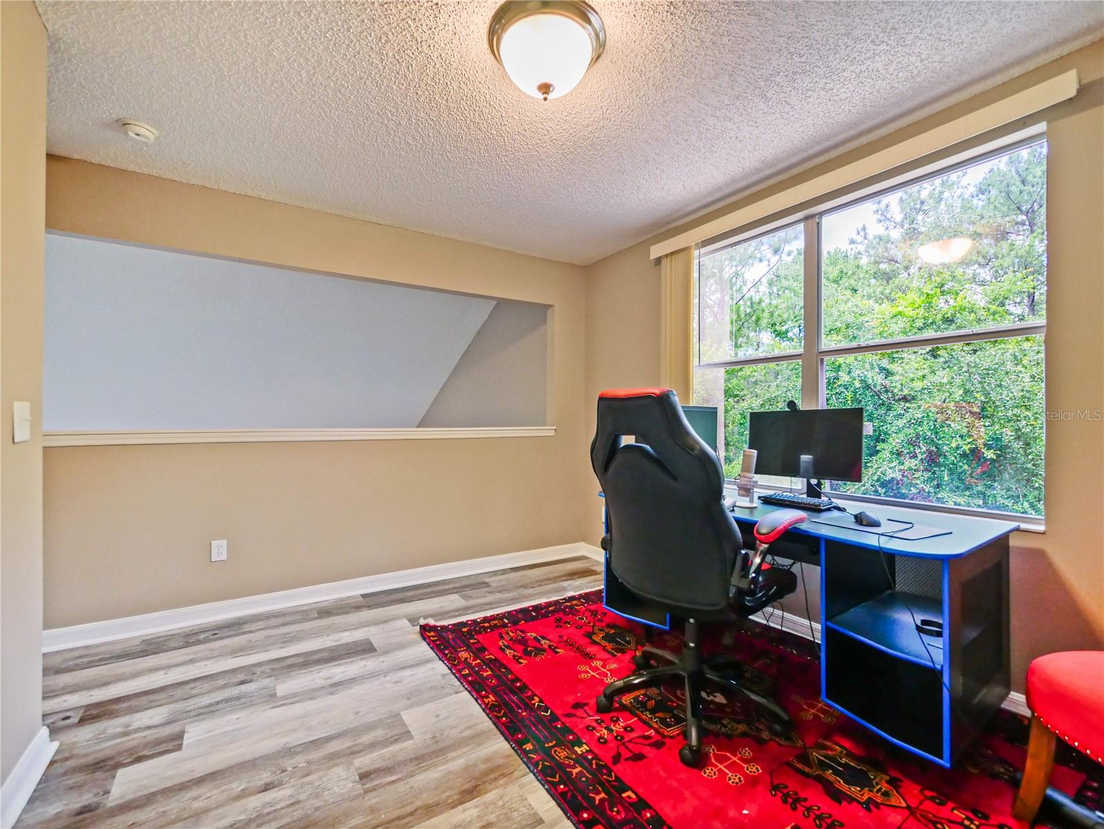 RYBOLT RESERVE PH 01 49 95 - Residential