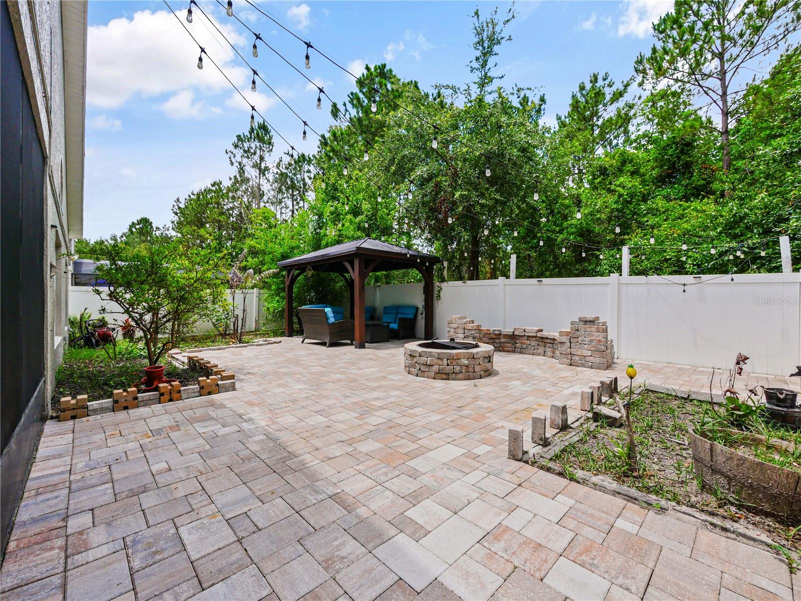 RYBOLT RESERVE PH 01 49 95 - Residential