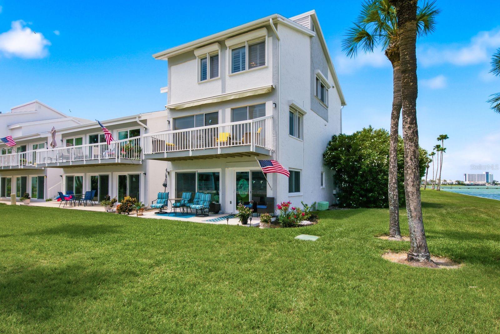 SAND KEY CONDO-BAYSIDE GARDENS I - Residential