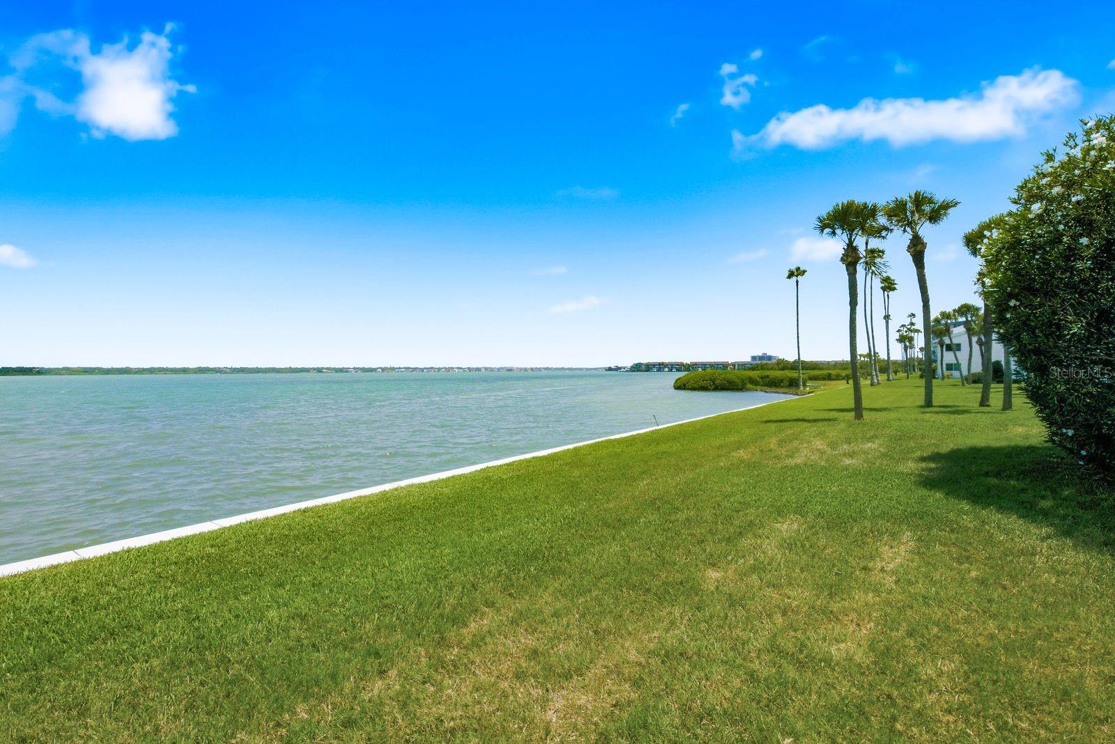 SAND KEY CONDO-BAYSIDE GARDENS I - Residential
