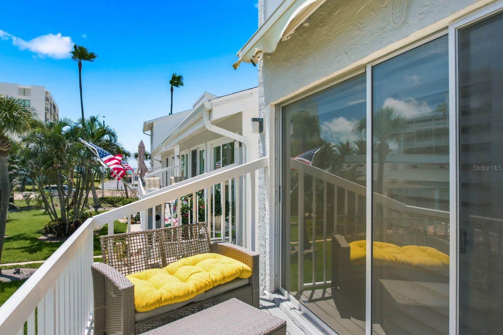 SAND KEY CONDO-BAYSIDE GARDENS I - Residential