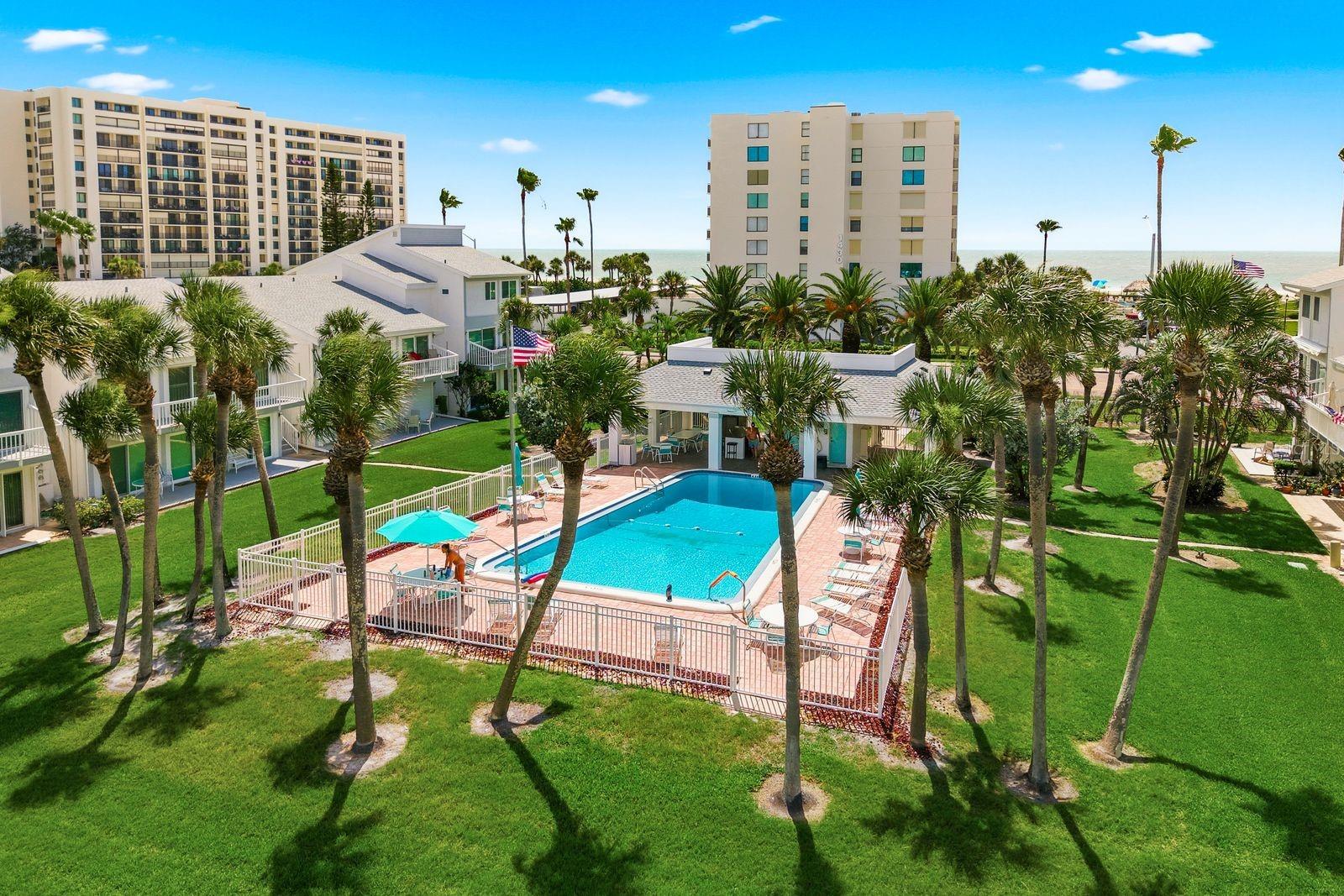 SAND KEY CONDO-BAYSIDE GARDENS I - Residential