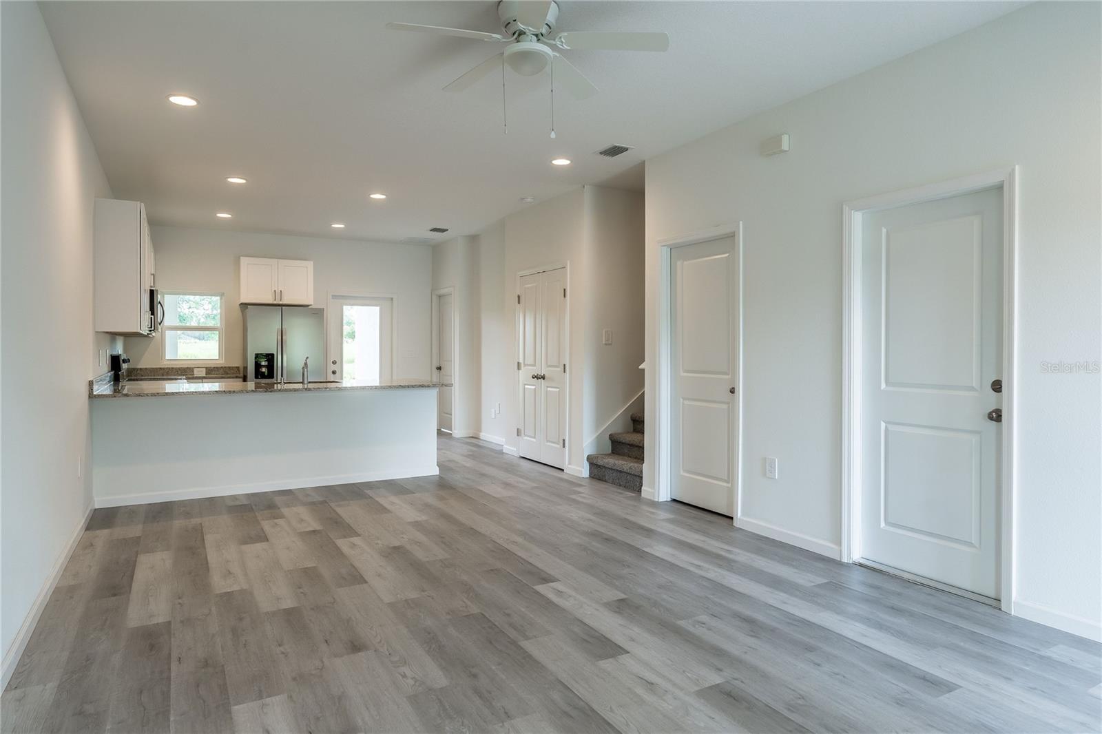 VISTA LAGO PH 3 - Residential Lease