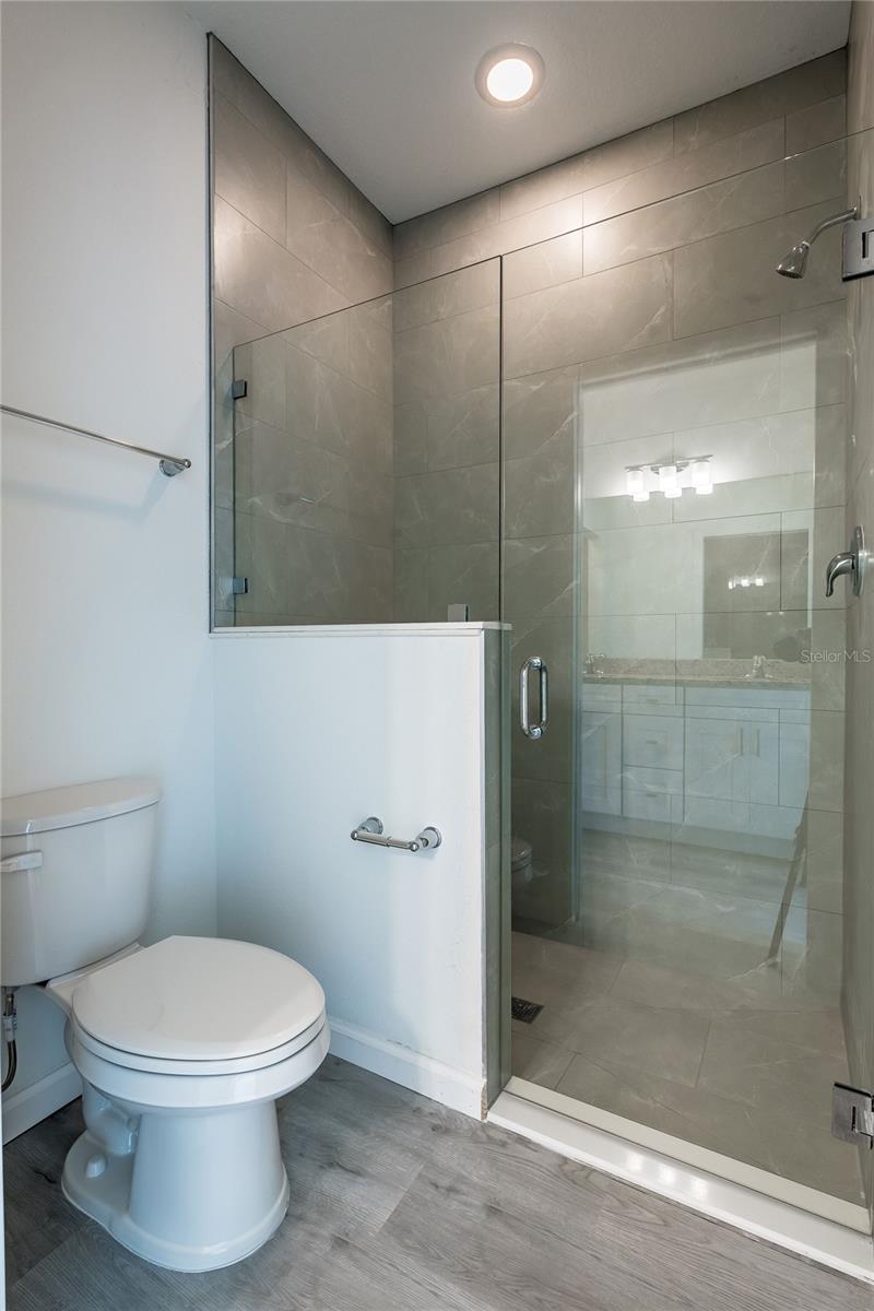 VISTA LAGO PH 3 - Residential Lease