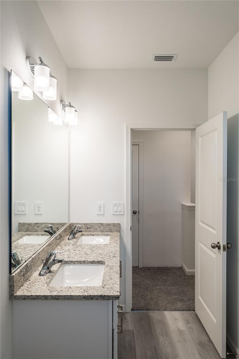 VISTA LAGO PH 3 - Residential Lease