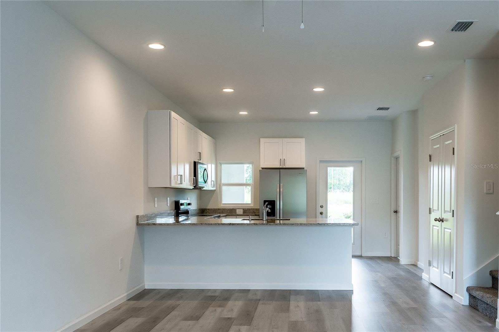 VISTA LAGO PH 3 - Residential Lease