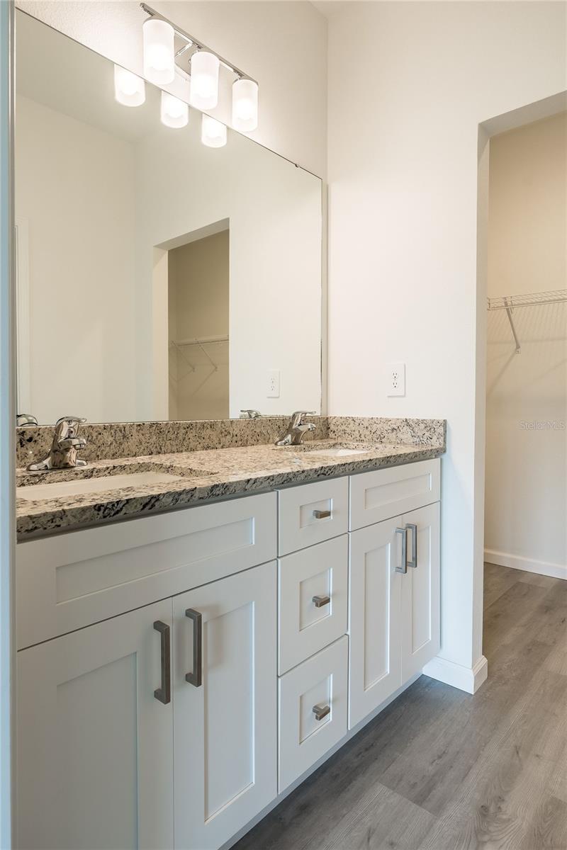 VISTA LAGO PH 3 - Residential Lease