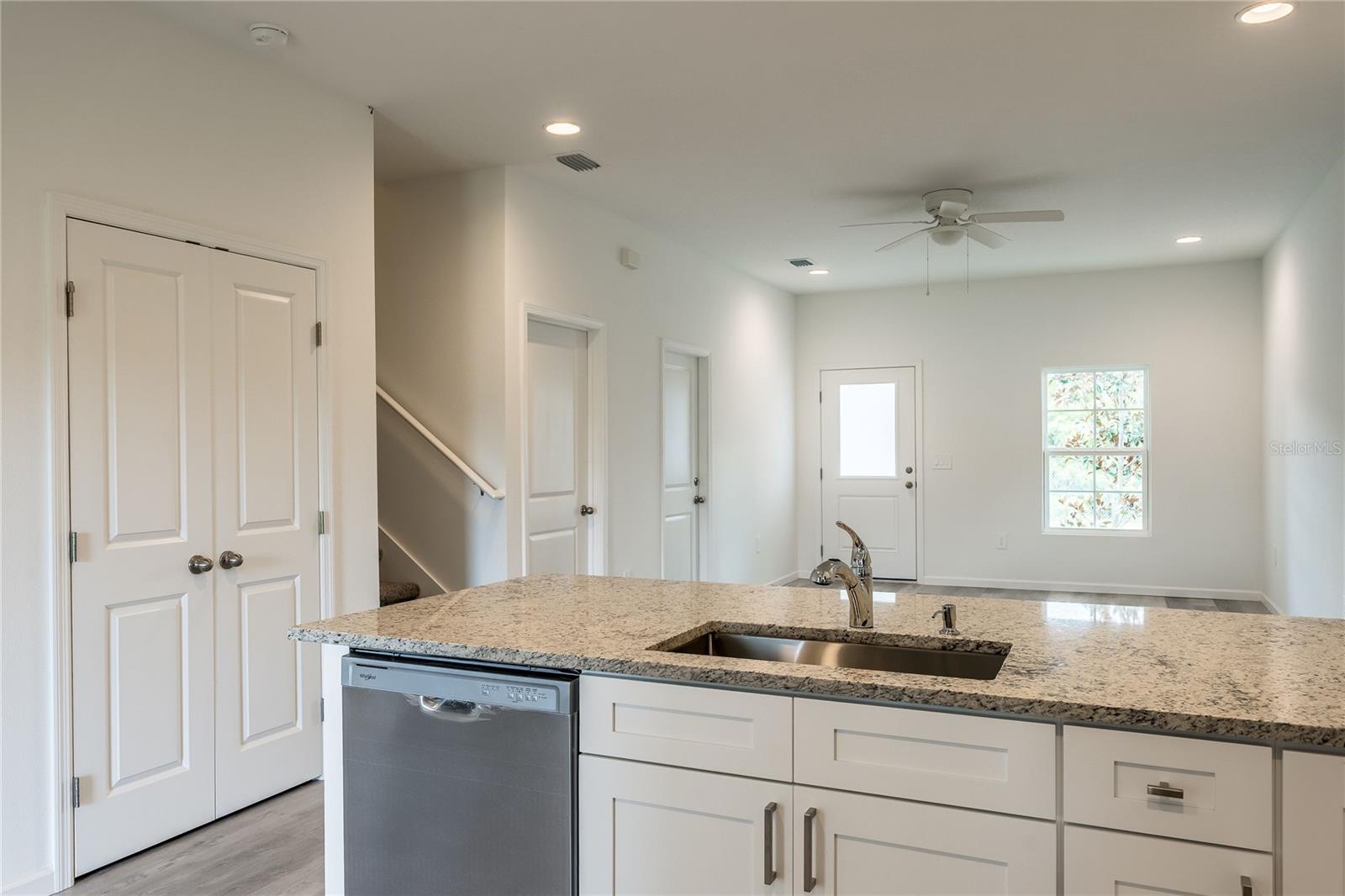 VISTA LAGO PH 3 - Residential Lease