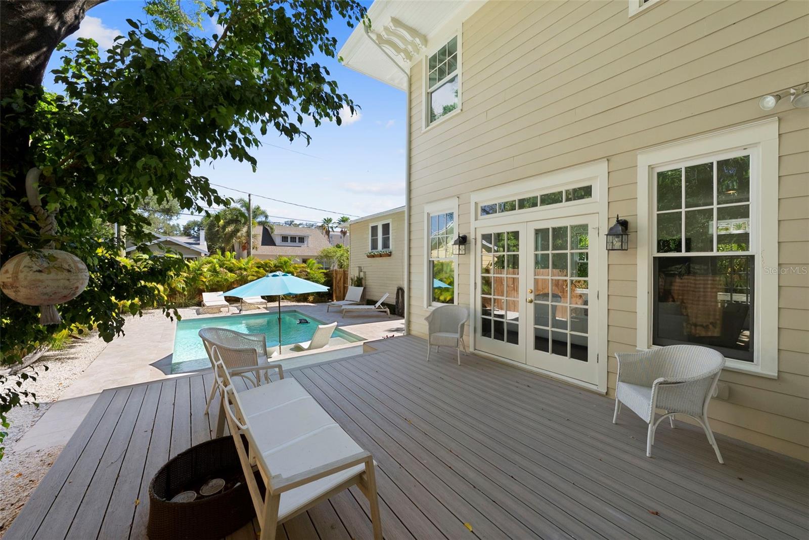 WEST NEW SUBURB BEAUTIFUL - Residential