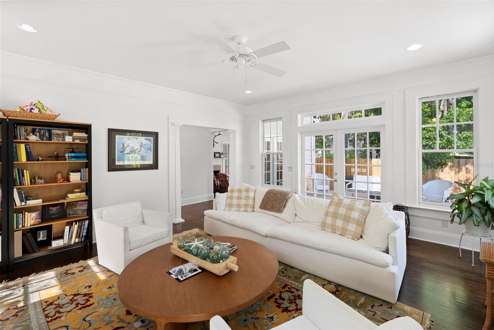 WEST NEW SUBURB BEAUTIFUL - Residential