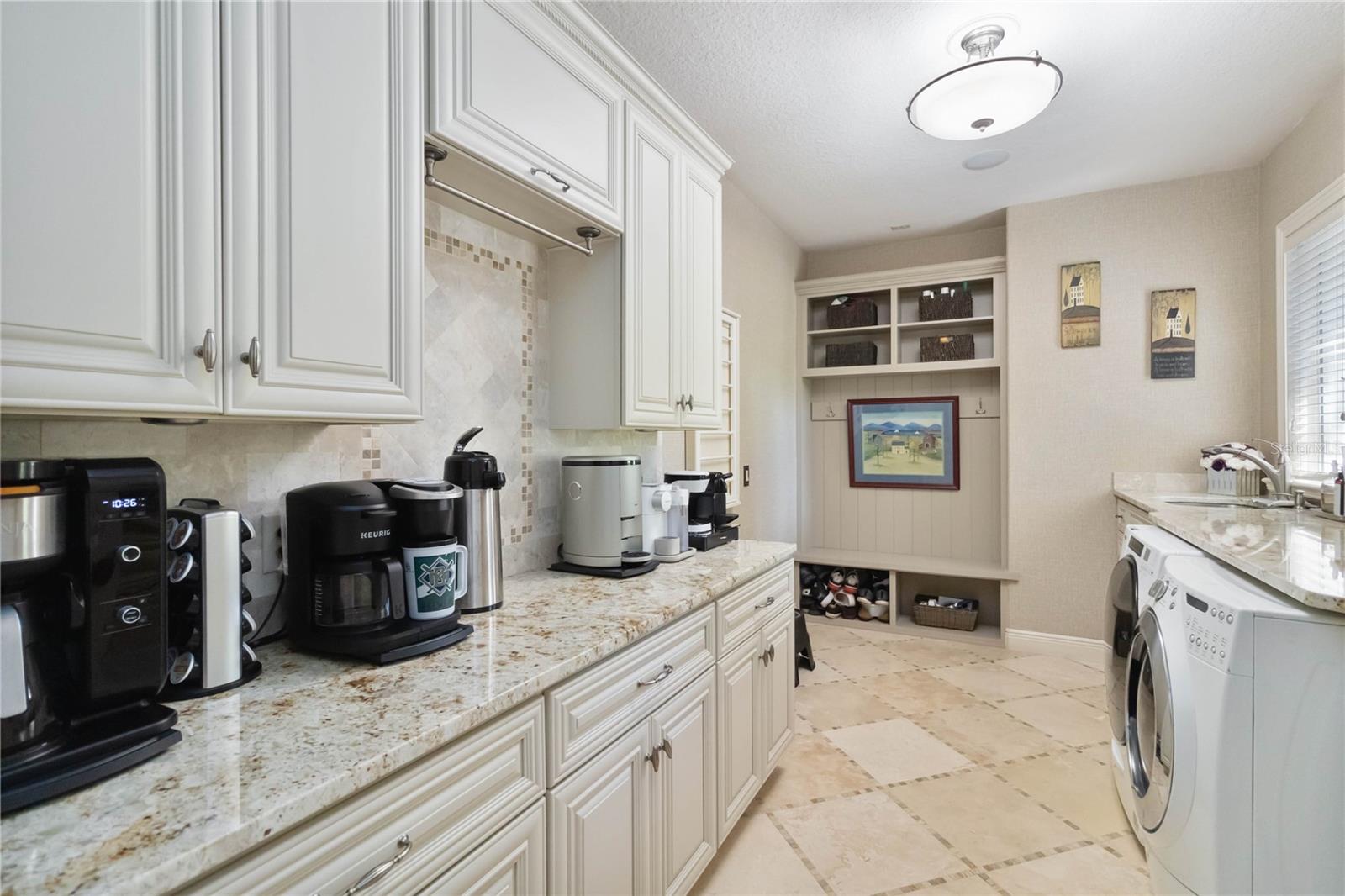 WINDERMERE DOWNS - Residential