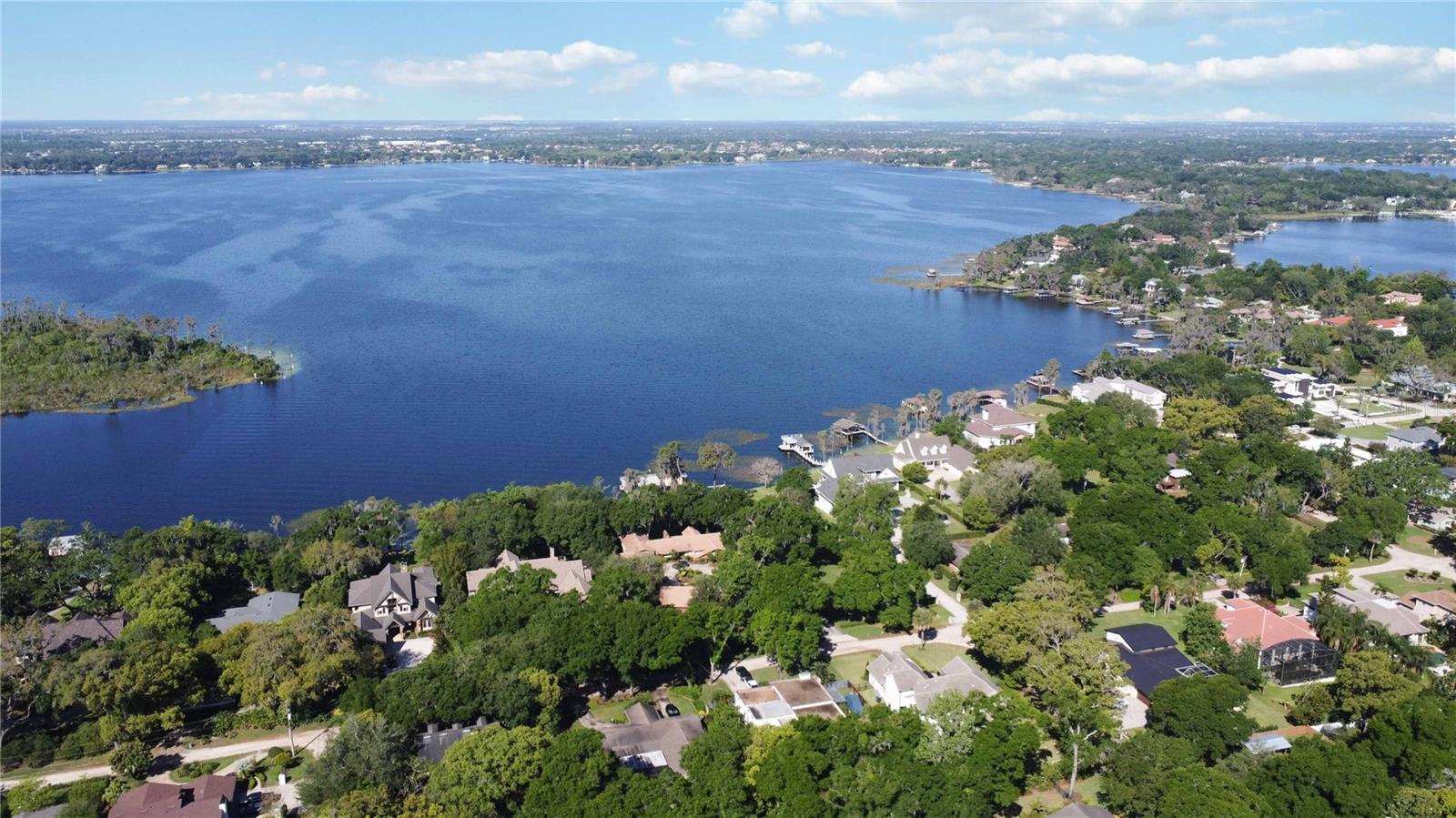 WINDERMERE DOWNS - Residential