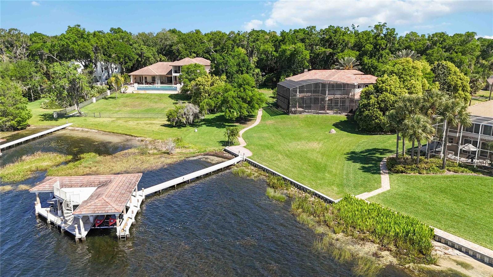 WINDERMERE DOWNS - Residential