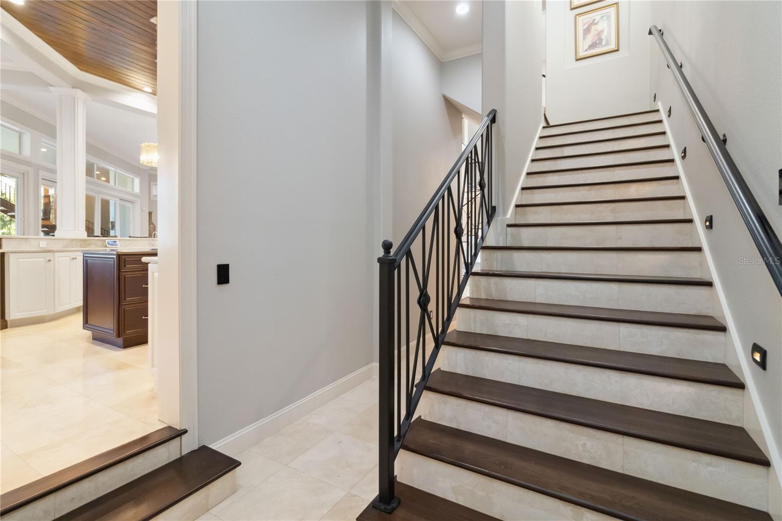 WINDERMERE DOWNS - Residential