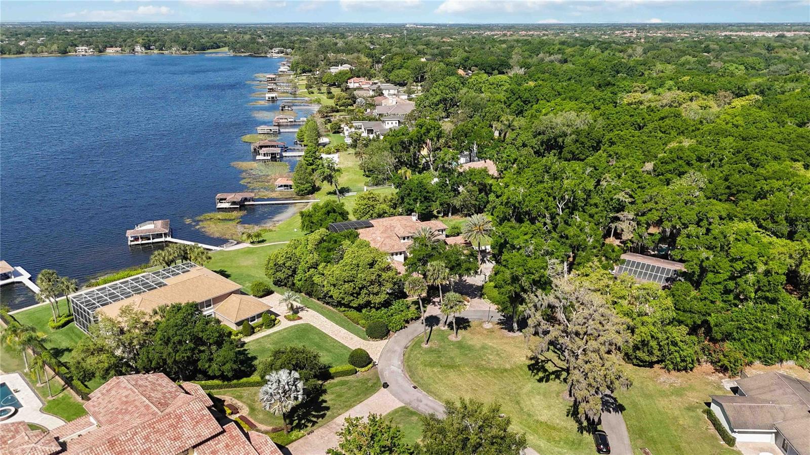 WINDERMERE DOWNS - Residential