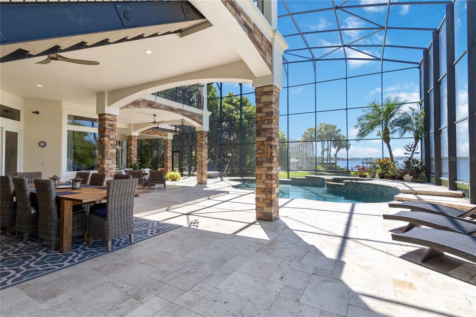 WINDERMERE DOWNS - Residential
