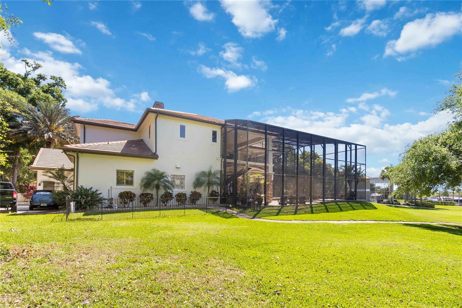 WINDERMERE DOWNS - Residential