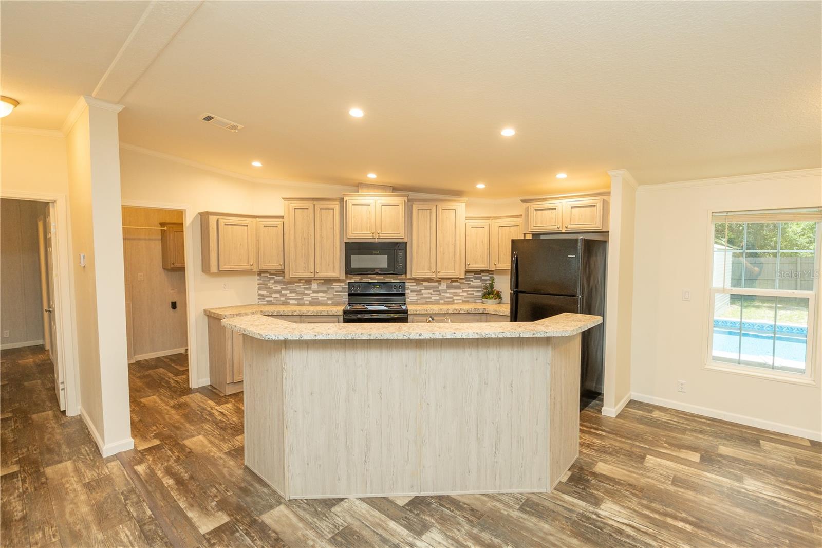LADY LAKE SKYLINE HILLS - Residential