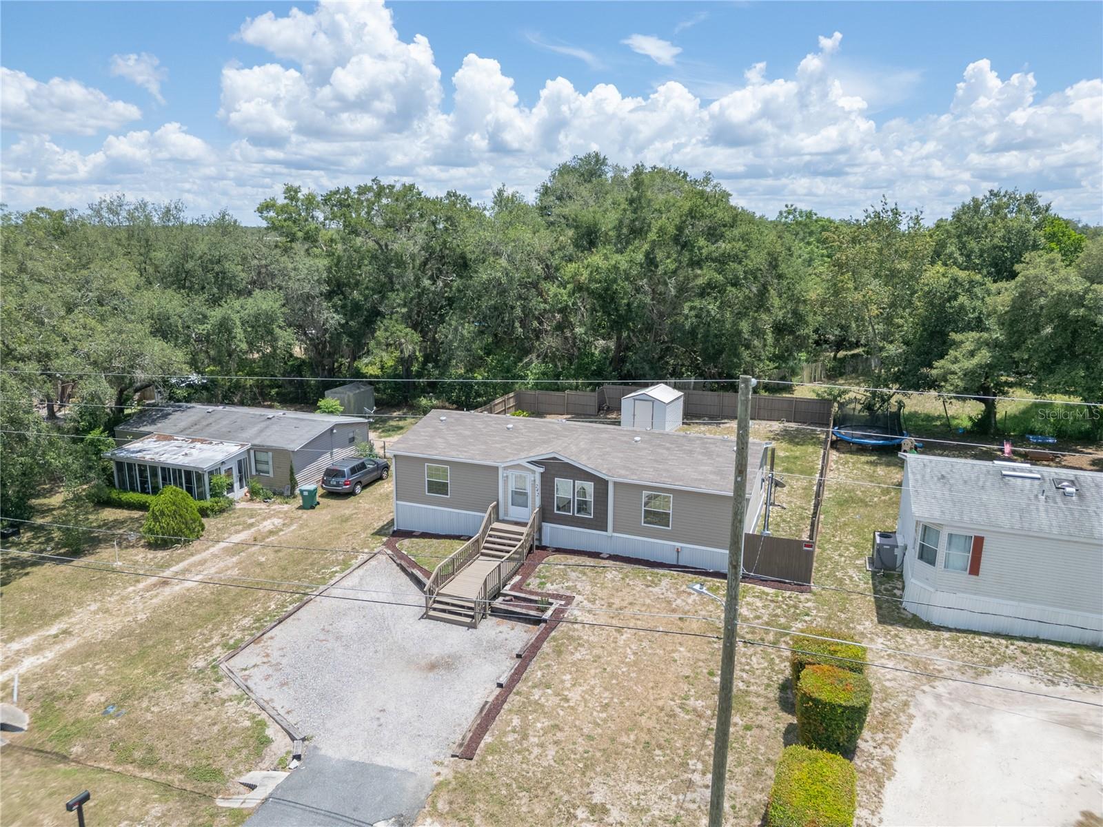 LADY LAKE SKYLINE HILLS - Residential
