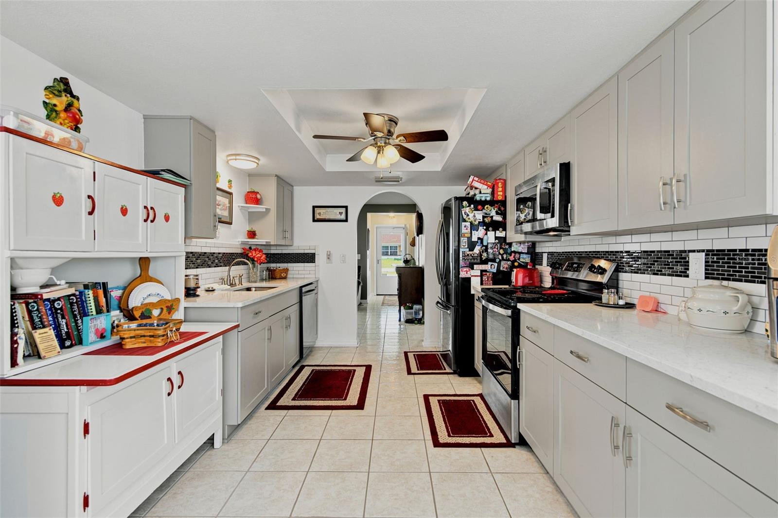 SPRING HILL - Residential