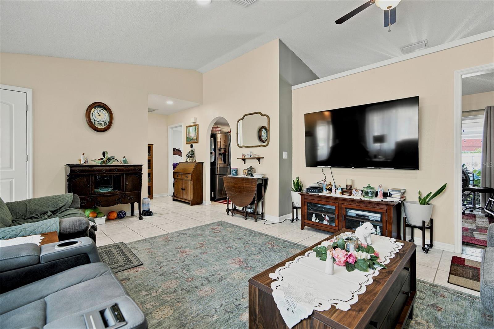 SPRING HILL - Residential
