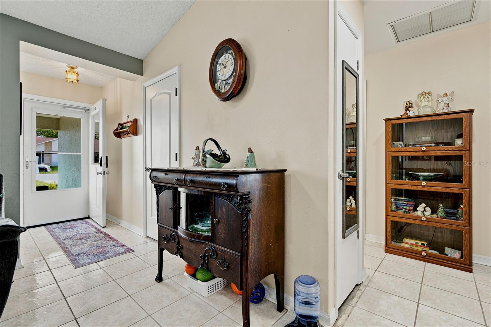 SPRING HILL - Residential