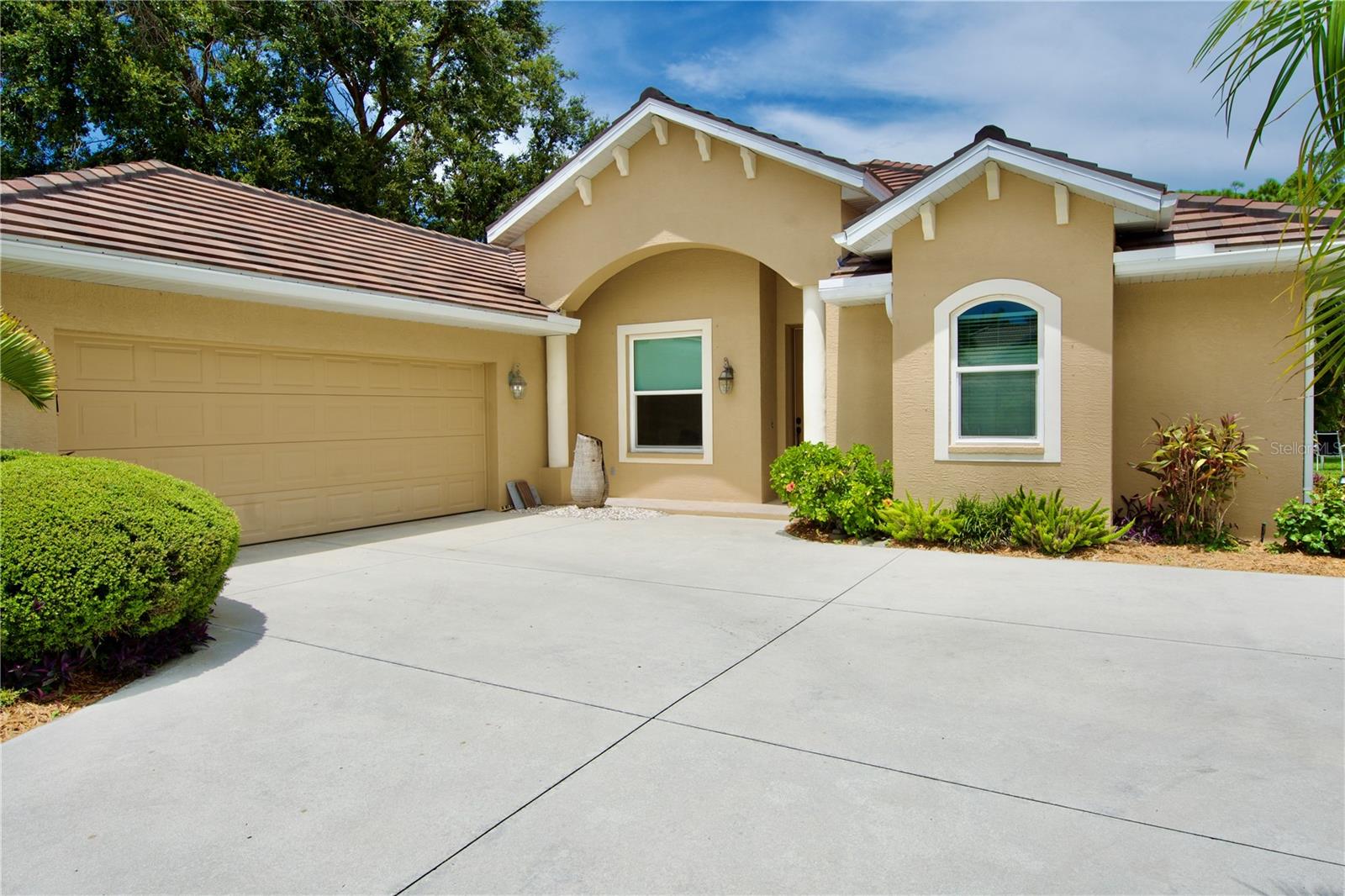 PARK TRACE ESTATES - Residential