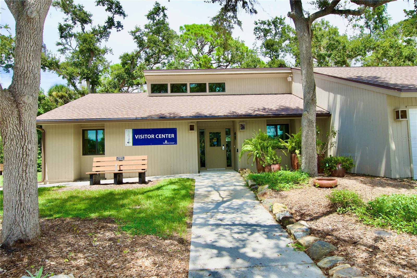 PARK TRACE ESTATES - Residential