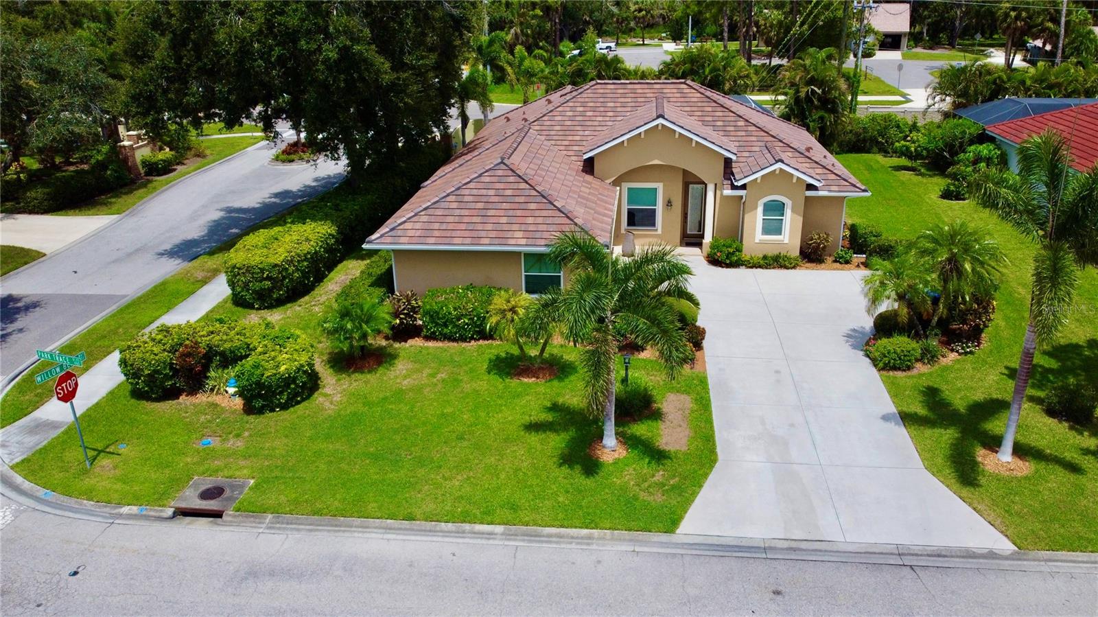PARK TRACE ESTATES - Residential