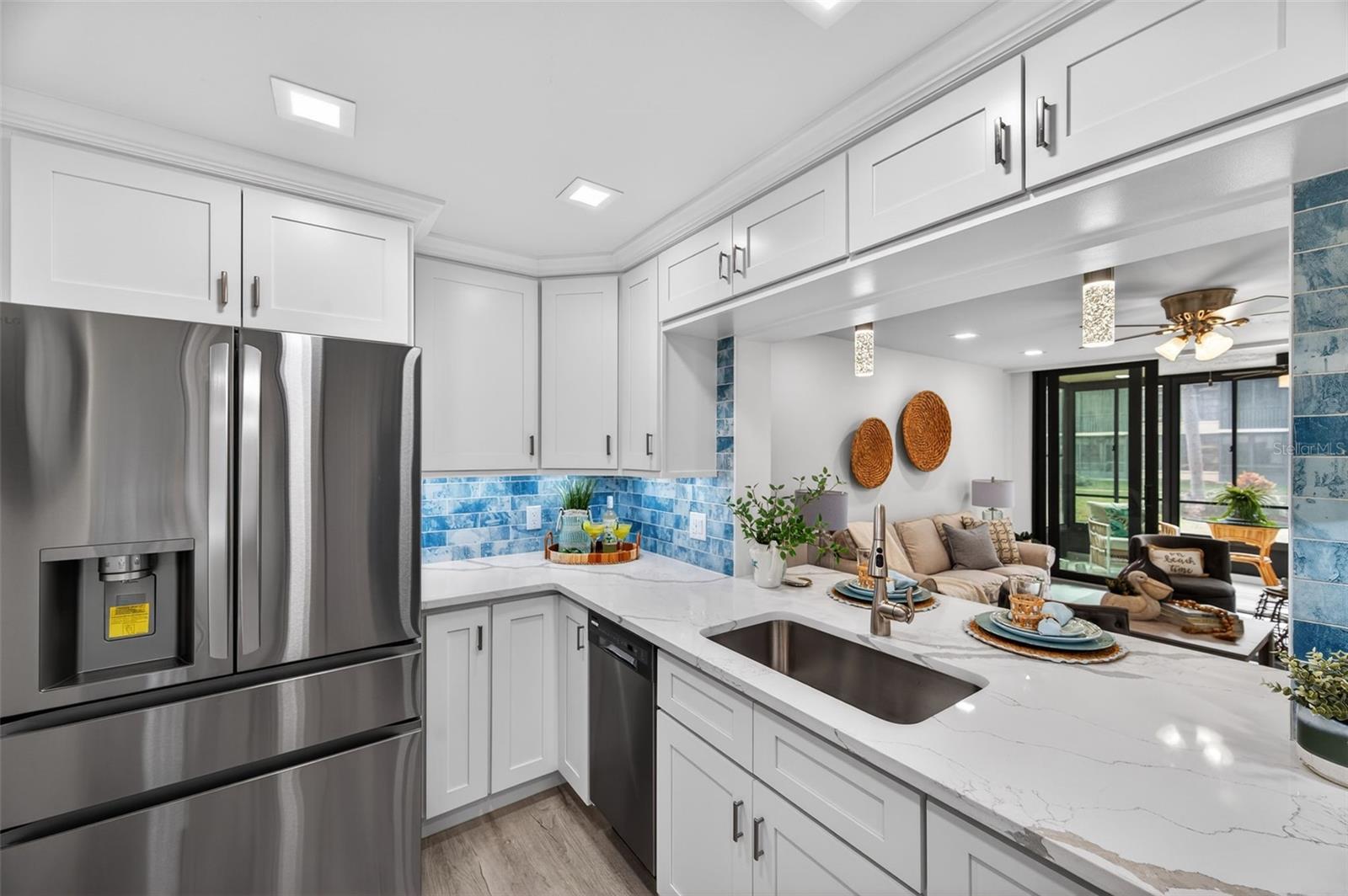 BAY MARINER THE CONDO - Residential