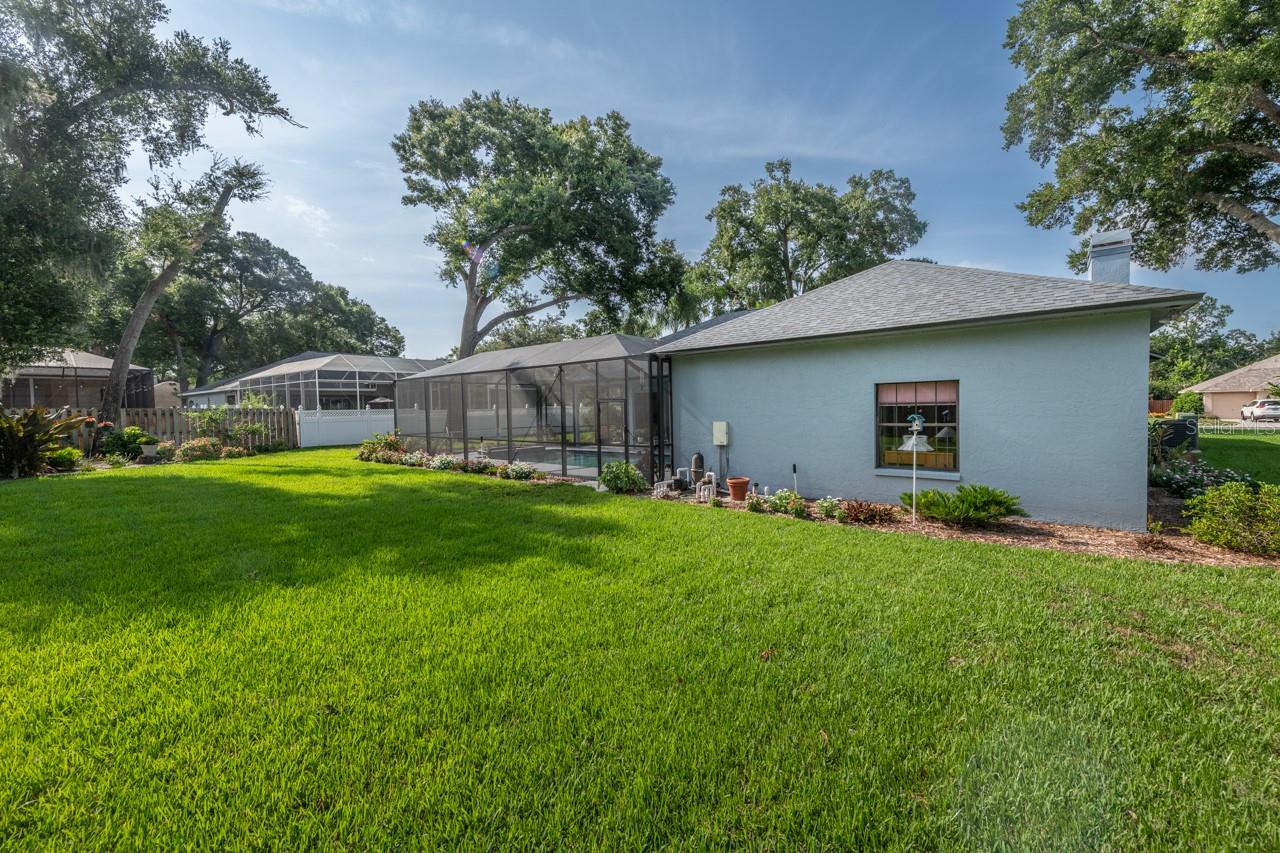 STONE HOLLOW - Residential