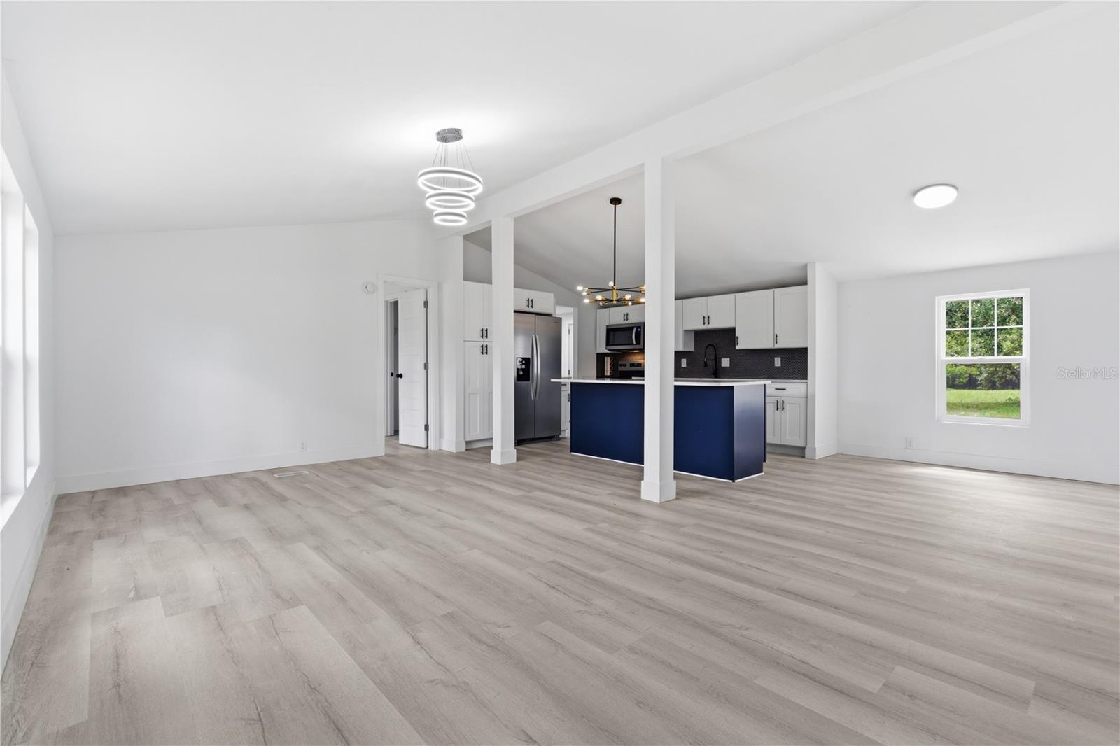 LEISURE HILLS - Residential