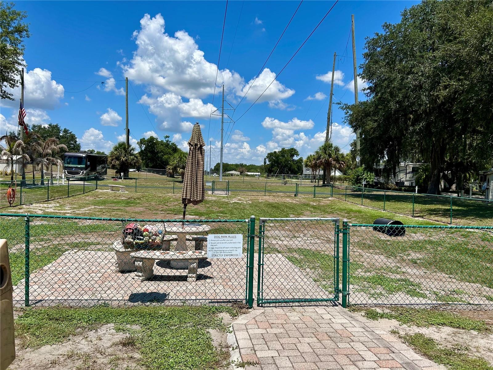 TORREY OAKS RV & GOLF RESIDENCE - Land