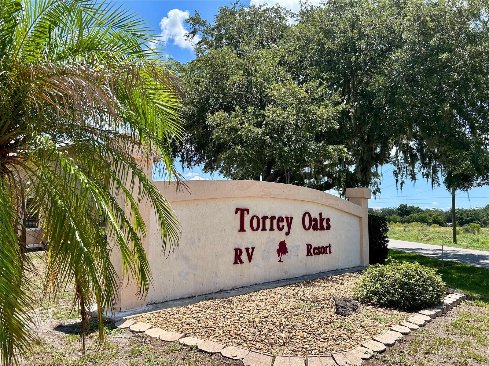 TORREY OAKS RV & GOLF RESIDENCE - Land
