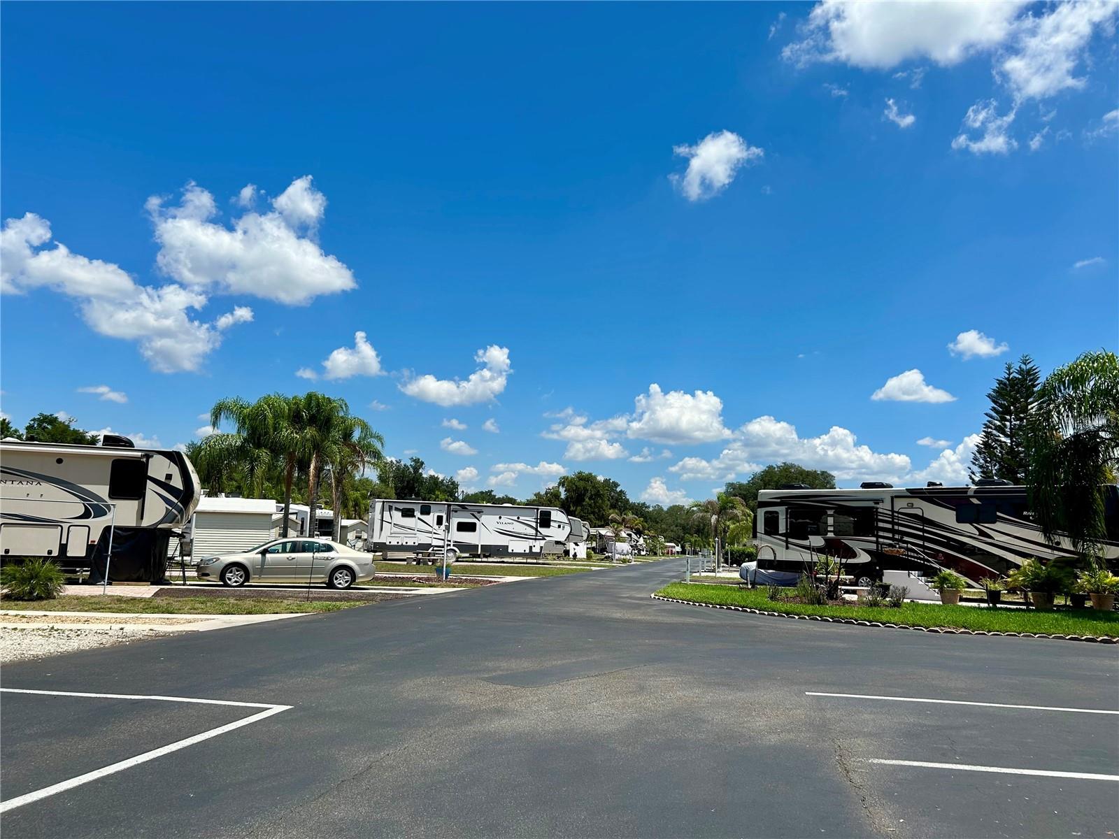 TORREY OAKS RV & GOLF RESIDENCE - Land