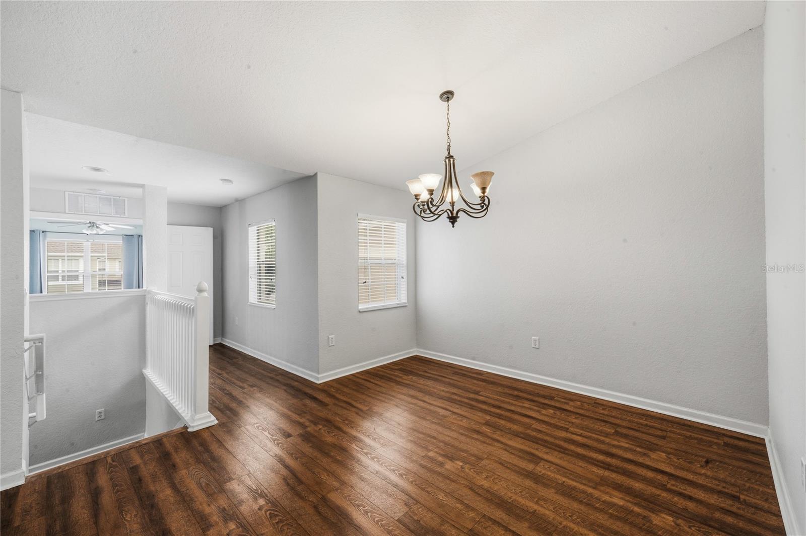 CARRIAGE HOMES AT DUNWOODY COMMONS A CONDO - Residential