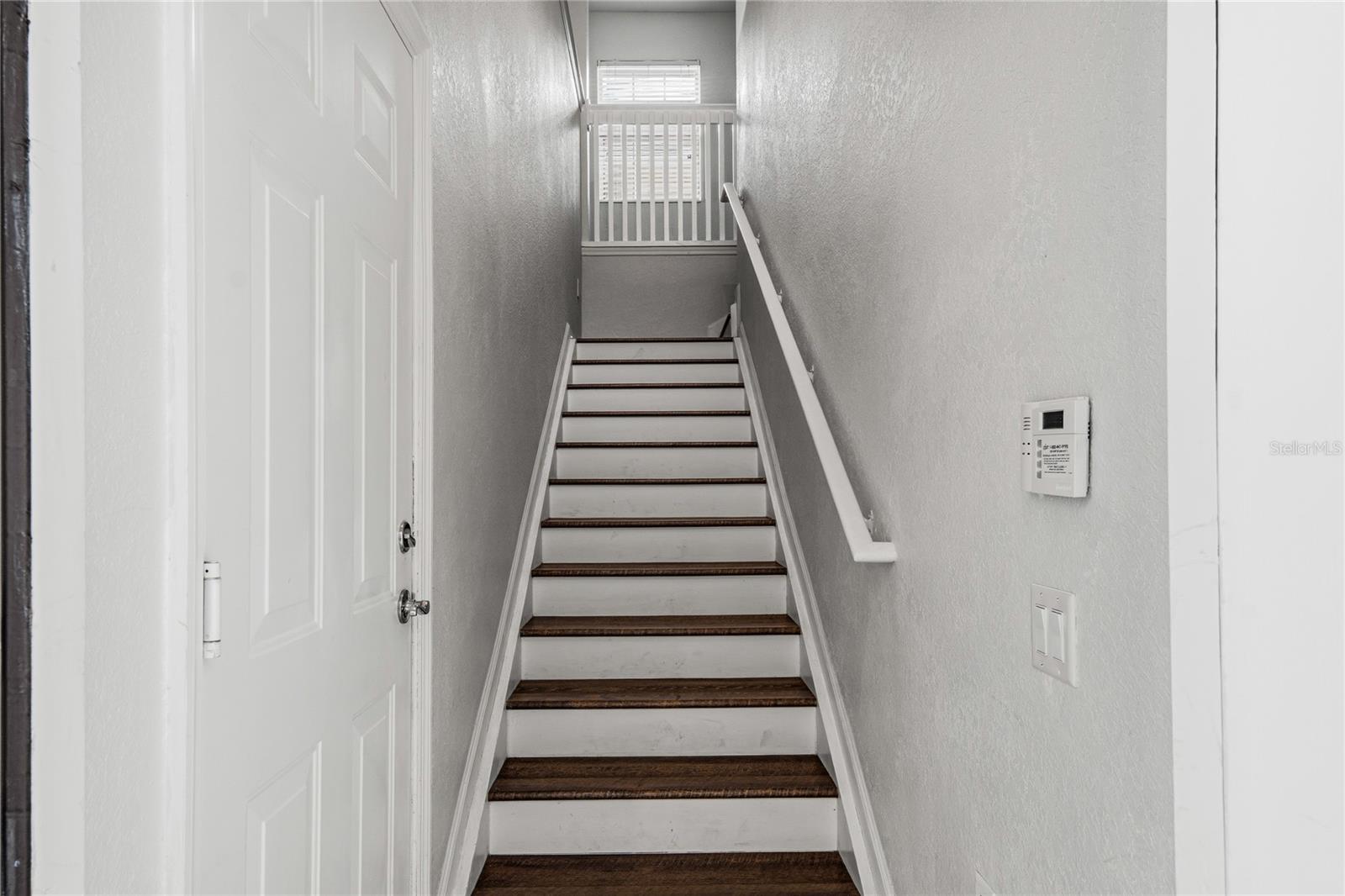 CARRIAGE HOMES AT DUNWOODY COMMONS A CONDO - Residential